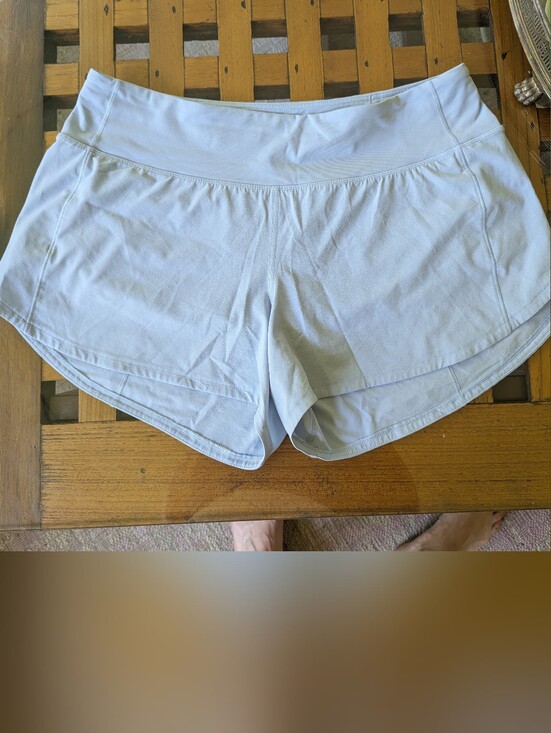 lululemon athletica Pants - Speed Up MR Short 4"